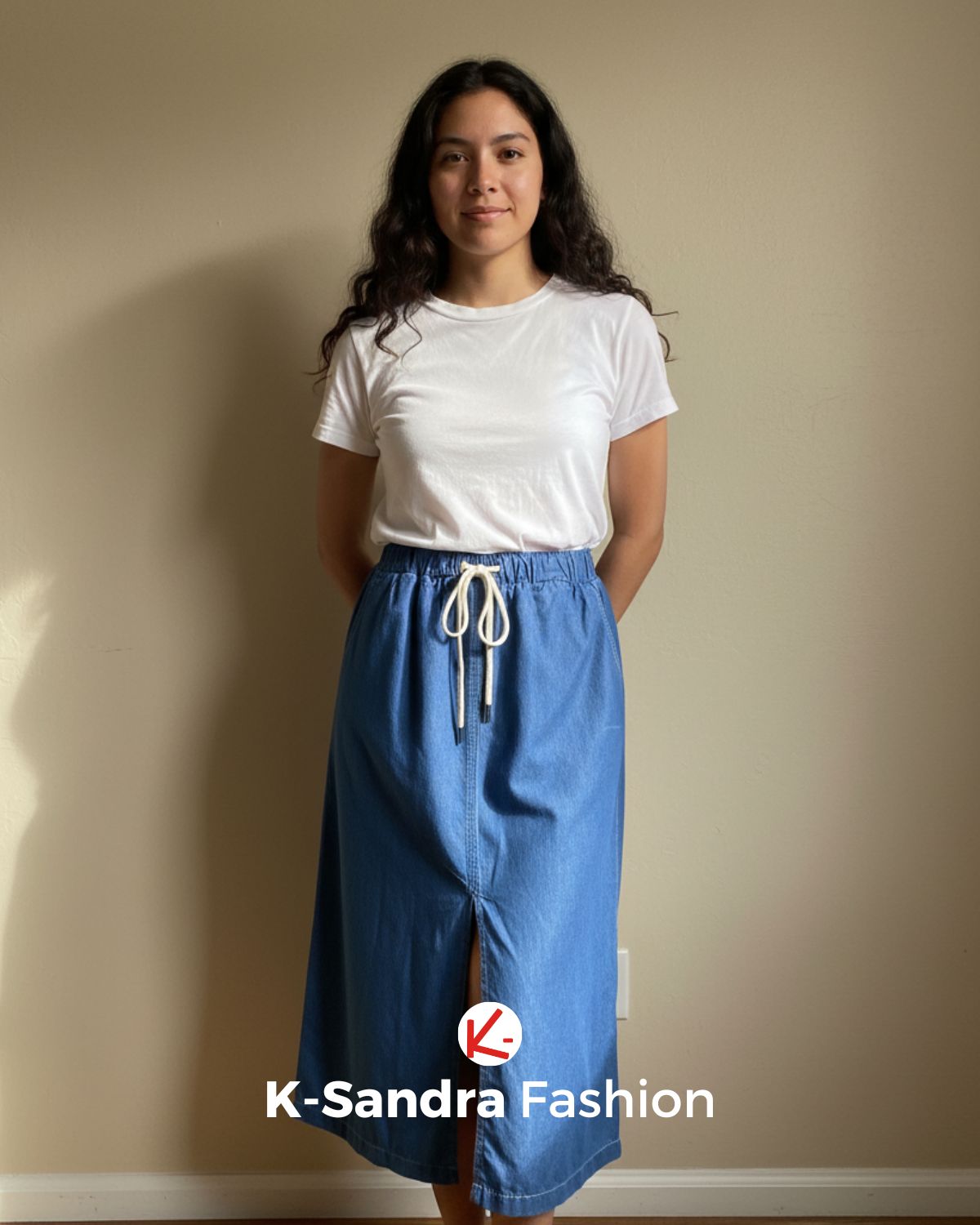Falda de Mezclilla con Abertura Frontal – Fresca y Moderna