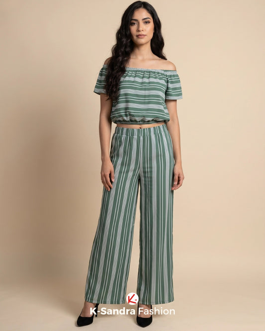 Conjunto de Dos Piezas Rayas - Estilo, Frescura y Silueta Estilizada