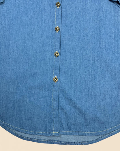 Camisa Larga de Mezclilla – Estilo Clásico y Cómodo